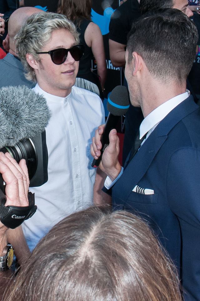 OneDream1D__'s tweet photo. Niall at the Red Carpet in Sydney - ARIA's! (Nov 26, 2014) #64 http://t.co/M5QF65JHlk