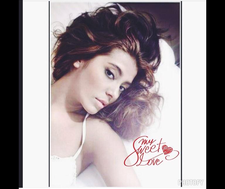 EceUnver3's tweet photo. My Sweet Love ~ #KacakGelinler #KaçakGelinler http://t.co/Cqp35D6oMv