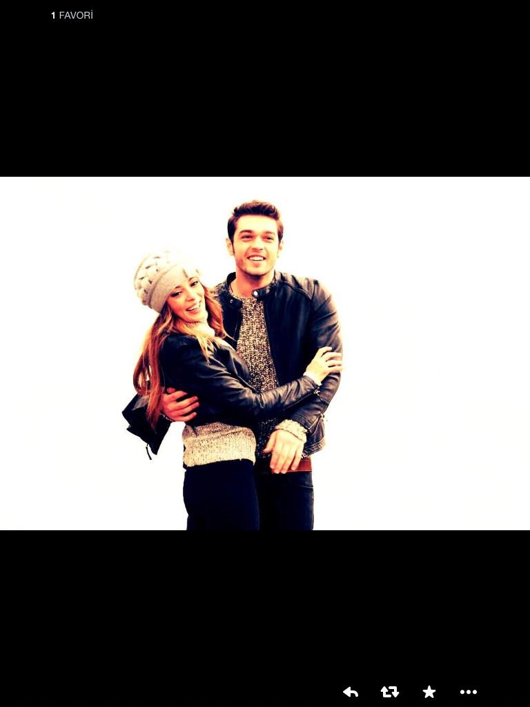 EceUnver3's tweet photo. #SebSelAskıBaslar #SebSel #sebselbirbirinebizonlaraasık #ŞebSelAşkıOlursa http://t.co/vu8iTKWM0K