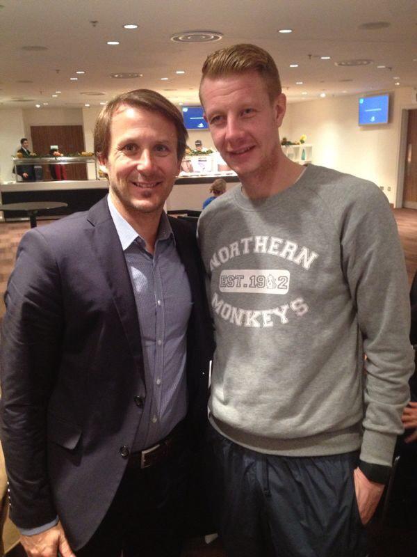 AdamLeeFossett's tweet image. @MonkeysNorthern Wore you top for a game at Wembley today and lucky to play against @GaizkaMendieta6 #northernmonkeys