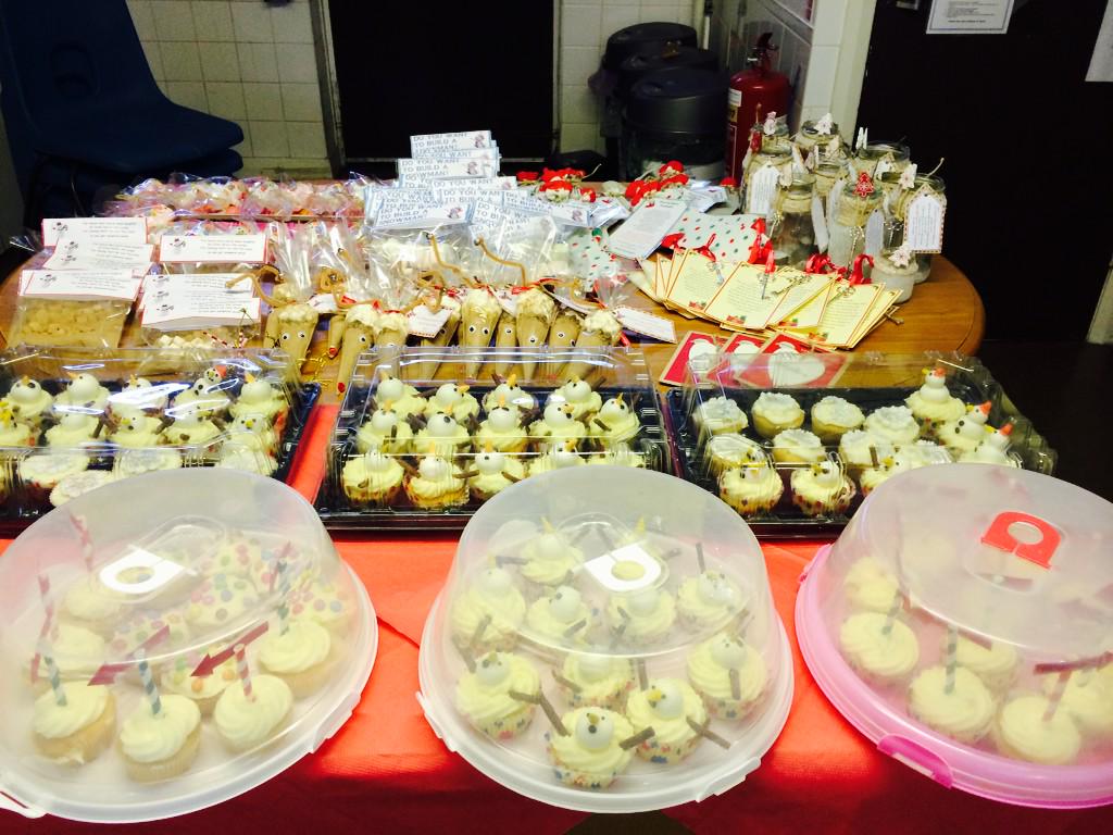 SeraiHann's tweet photo. Get down to @Eastside_FSP tomo morning for our Xmas fete ! Loads of handmade Xmas gifts on sale at the right price ! http://t.co/kpxpdMW6G9
