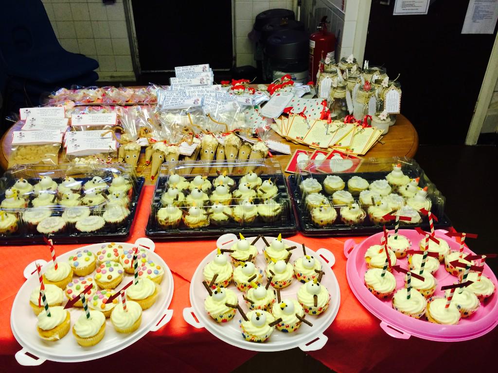 SeraiHann's tweet photo. Get down to @Eastside_FSP tomo morning for our Xmas fete ! Loads of handmade Xmas gifts on sale at the right price ! http://t.co/kpxpdMW6G9