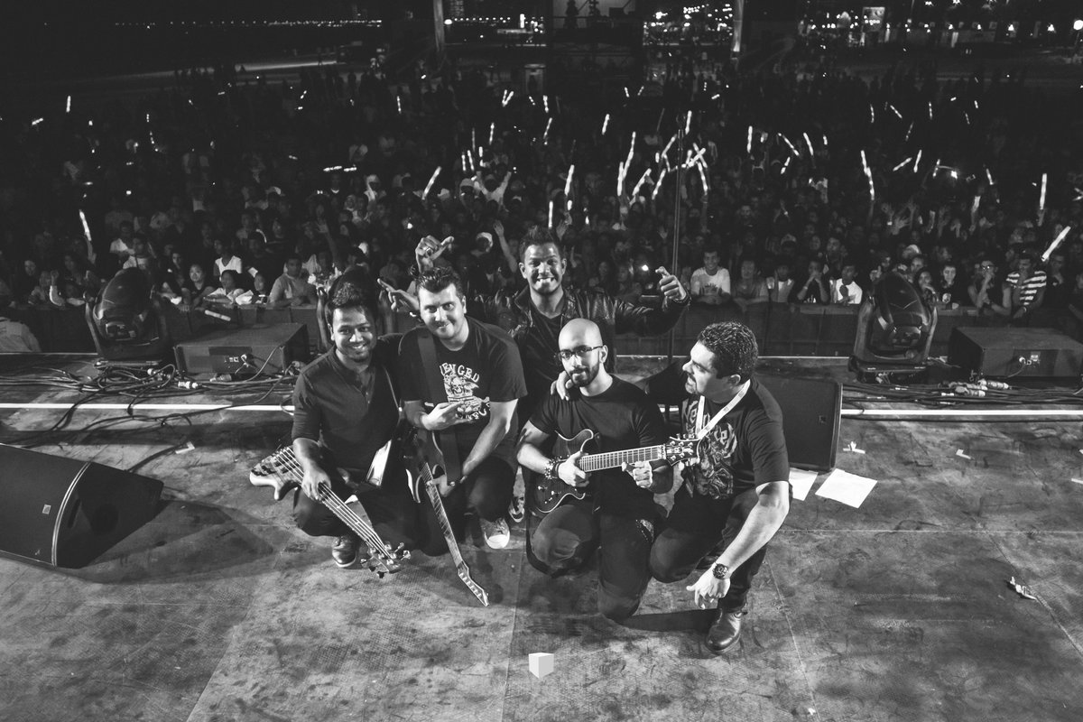 Nikotinmusic's tweet photo. #Yasalam2014 was amazing &amp; we're glad that you guys came out to rock out with us! Thank You! @RedBullUAE @ThinkFlash http://t.co/w0QFhDagwe