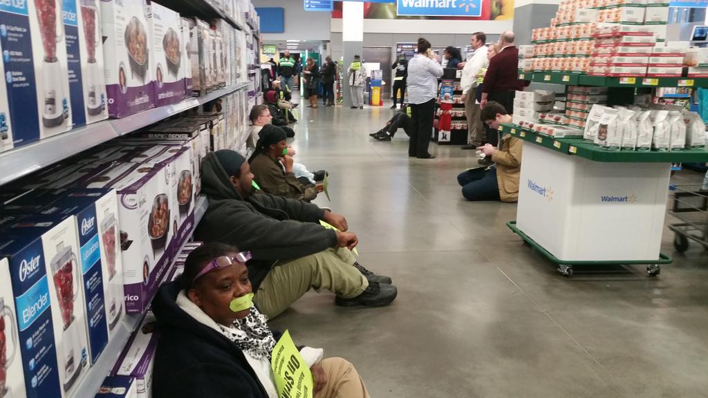 Supporting <a href="/ForRespect/">United for Respect</a> members on sit down strike at the H St Walmart!