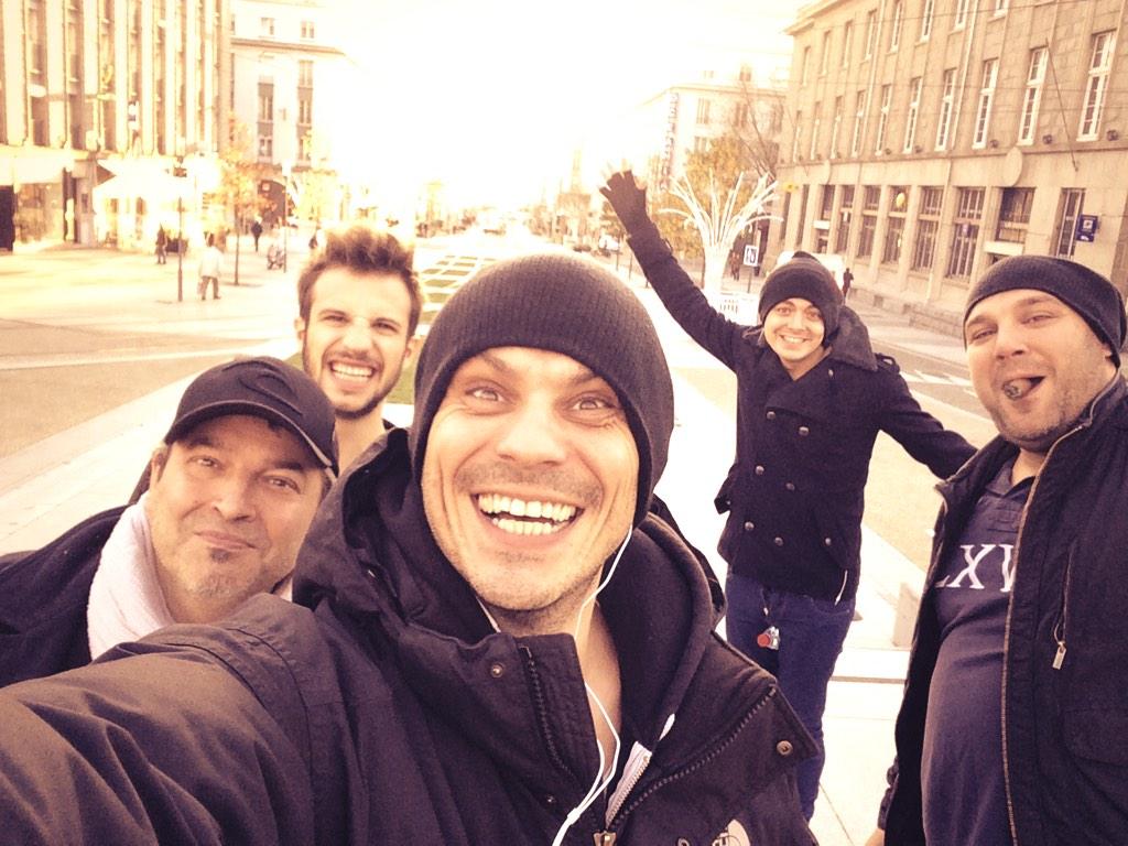 BigDavv's tweet photo. Brest .......on est là ....@kevadamsss @MarvinDupre http://t.co/PjIb10L9Lw