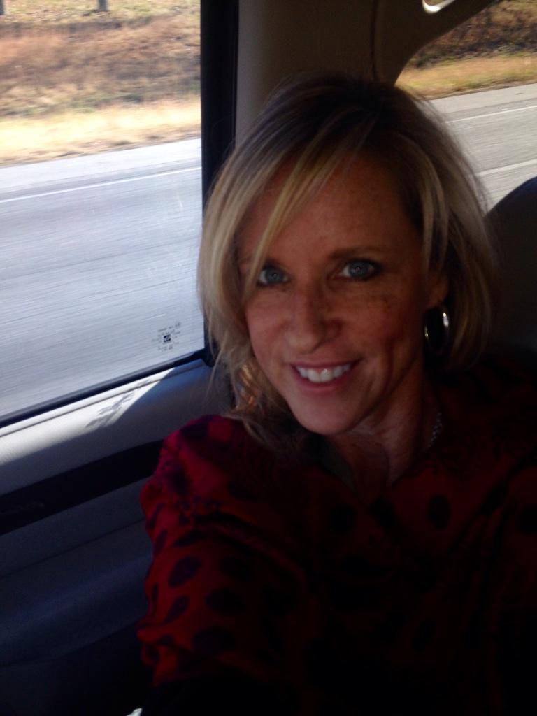 with friends english conversation family for Thanksgiving! #buckleup and friends http://t.co/xnnzU21ZH6