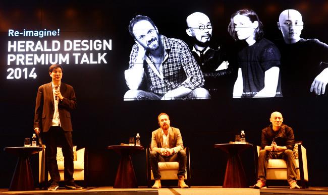 TheKoreaHerald's tweet photo. Herald forum explores expanding role of design
http://t.co/7bGIvQ9jSC #Design #HeraldDesignForum http://t.co/TtKUvkTSUG