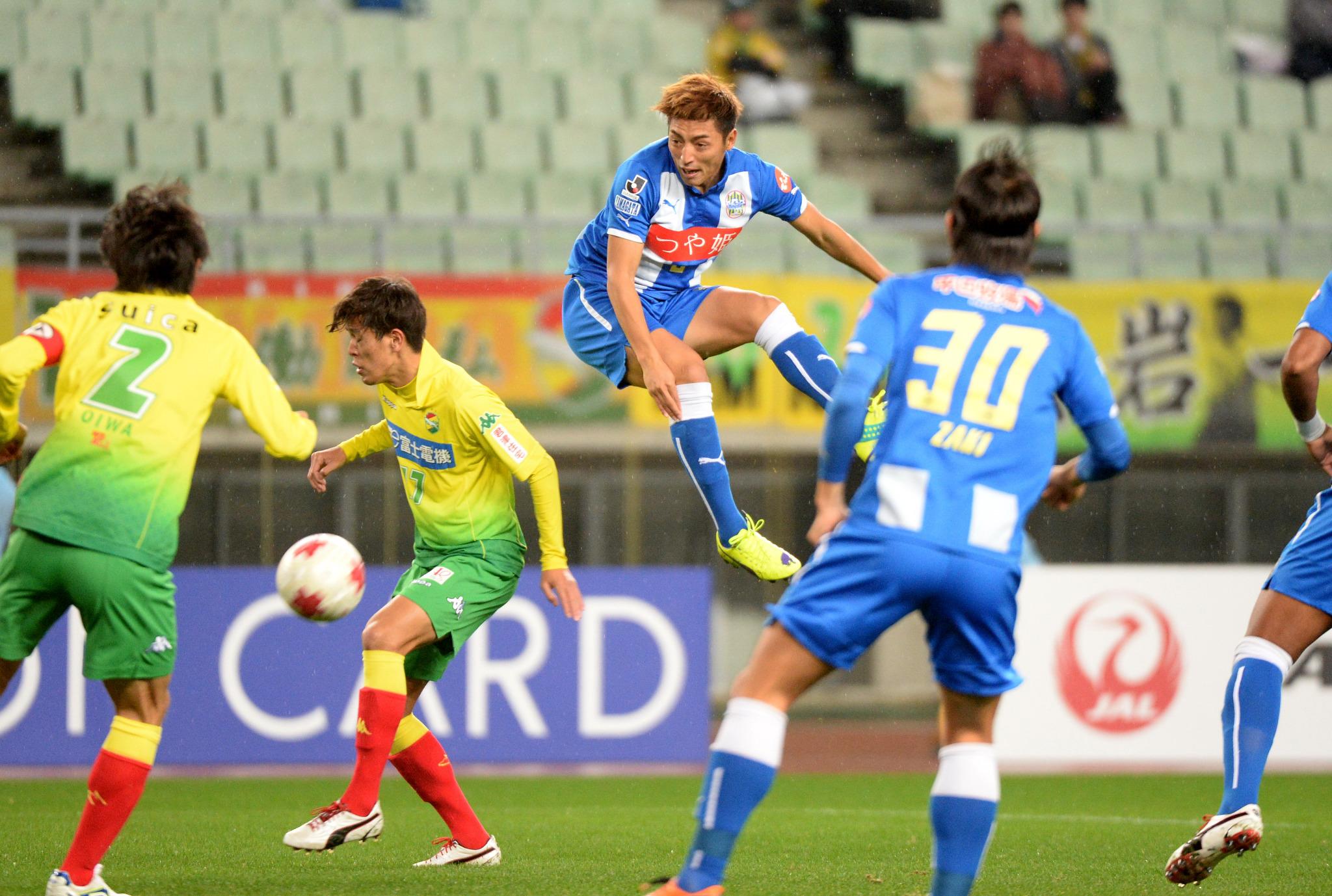モンテディオ山形広報 Montedio Yamagata 天皇杯準決勝 キム ボムヨン選手からのクロスを折り返す 山田拓巳選手 ここから早い時間帯での先取点が生まれました Montedio 山形総力戦 Http T Co Yslvmdprkh Twitter