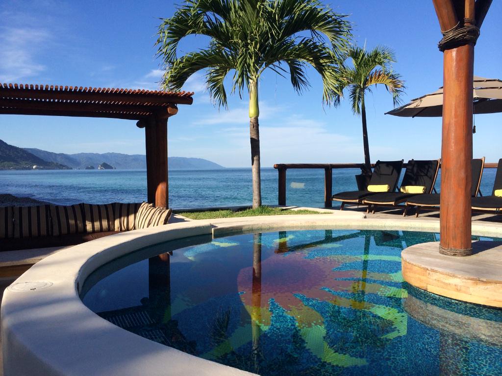 valvanderwolf's tweet photo. Buenos Dias! #playafiesta #vanderwolf http://t.co/8NBLla505S