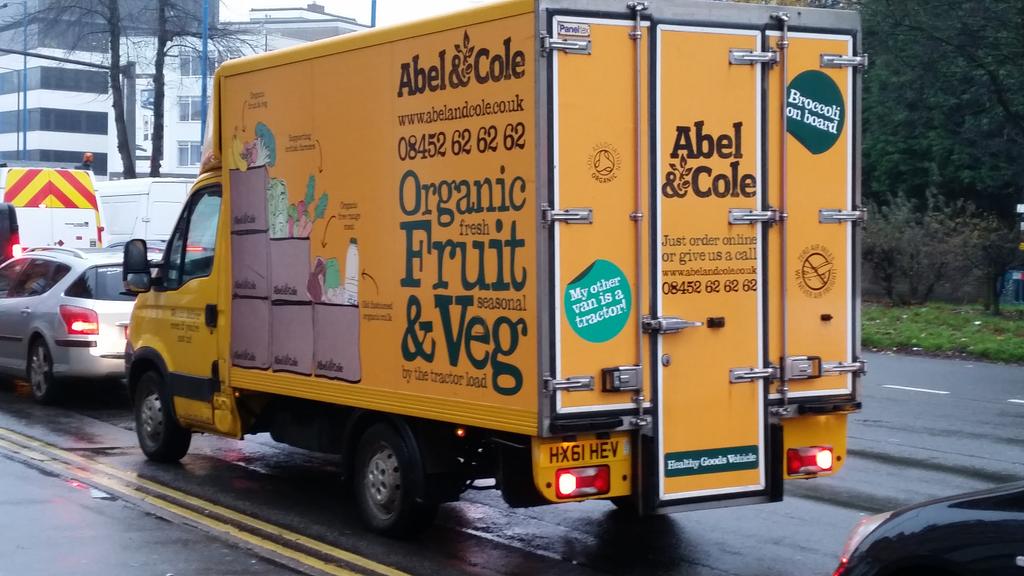 LadyDandelion's tweet photo. I saw the veg box elves!! @AbelandCole http://t.co/D1MLdWkNjR