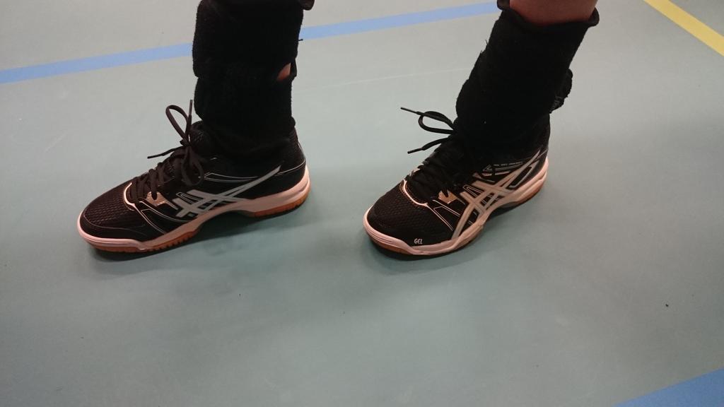 De nieuwe schoenen van <a href="/naomijutting_/">Naomi</a>