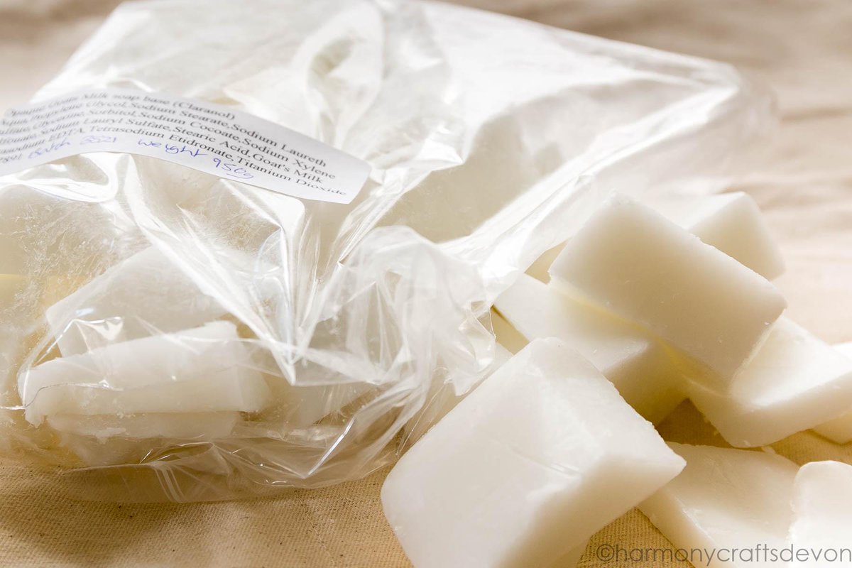 louiseindevon's tweet image. Pure #SheaButter melt and pour soap base #soapmaking #crafts ebay.eu/1ATNqX3 #womaninbiz #wineoclock