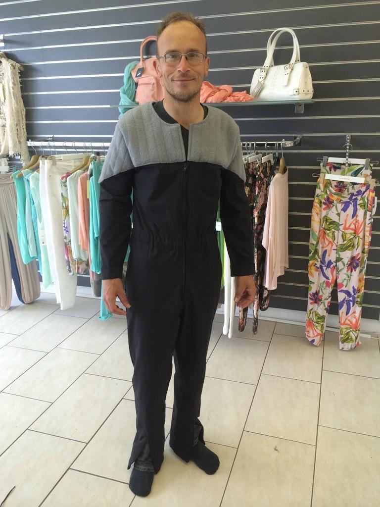 SezaModa's tweet image. Geheel op maat gemaakte Star Trek pak!