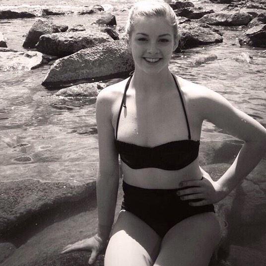 Gracie Gold Fans on X: "I need that bathing suit. Where did you get it  @GraceEGold http://t.co/XnURDnsy23" / X