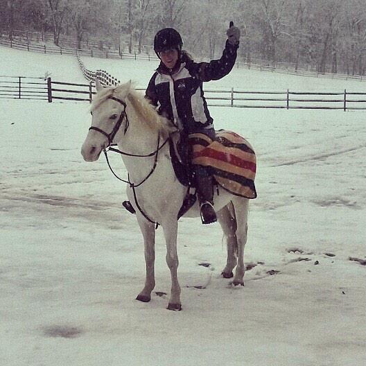 justinedutton's tweet photo. @HBEventing 😡😡😡😡❄️❄️❄️❄️⛄️⛄️⛄️⛄️⛄️ http://t.co/9c2nBgaovk