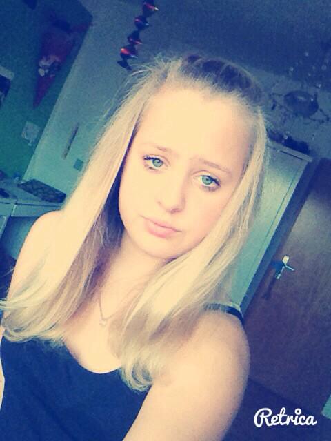 AlinaDarja's tweet photo. #yolo#💕 http://t.co/FuUhKjOJlY