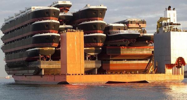 TheMindBlowing's tweet photo. This is a ship-shipping ship, shipping shipping ships. http://t.co/8TnHnPD9YC