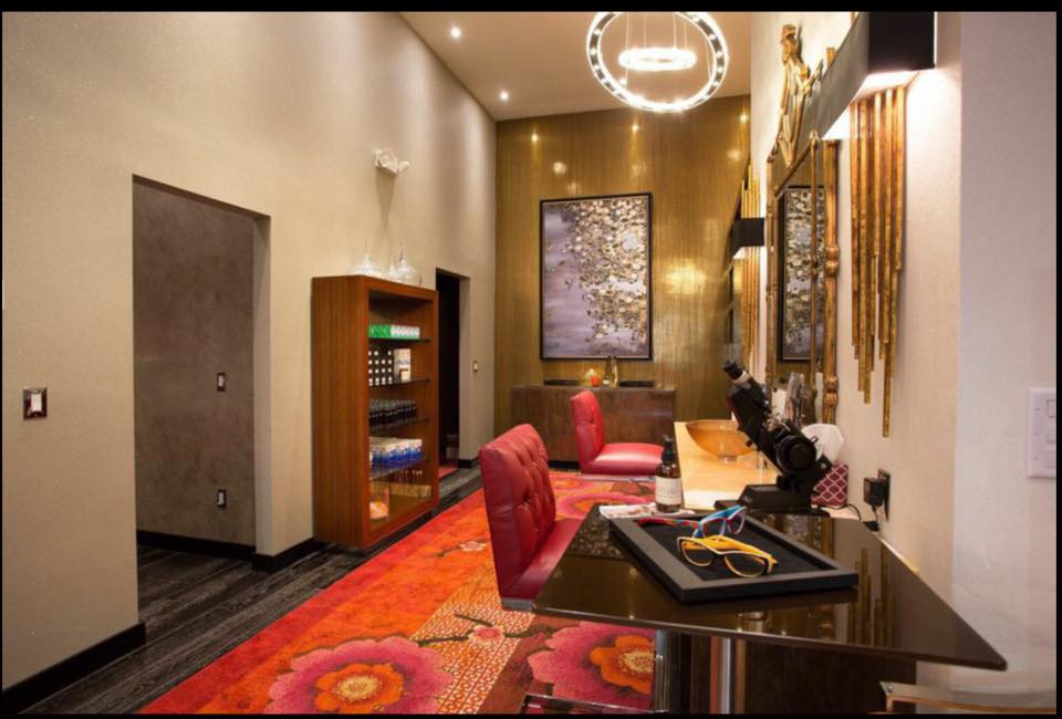 ScorsettiDesign's tweet photo. Pics of the final look for the optical store we designed for @DTSummerlin store #VisionbyAmel #Dita #Gucci http://t.co/d5at7TzaCJ