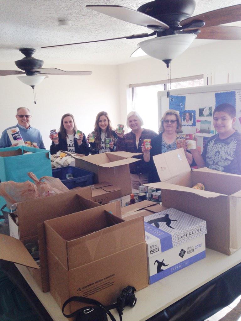 ClevelandHSDeca's tweet photo. 427 cans and 24 paper goods, along with some coats and money donations! Great job Cleveland! #DECAMONTH #IamDECA http://t.co/GHTePLrYnP