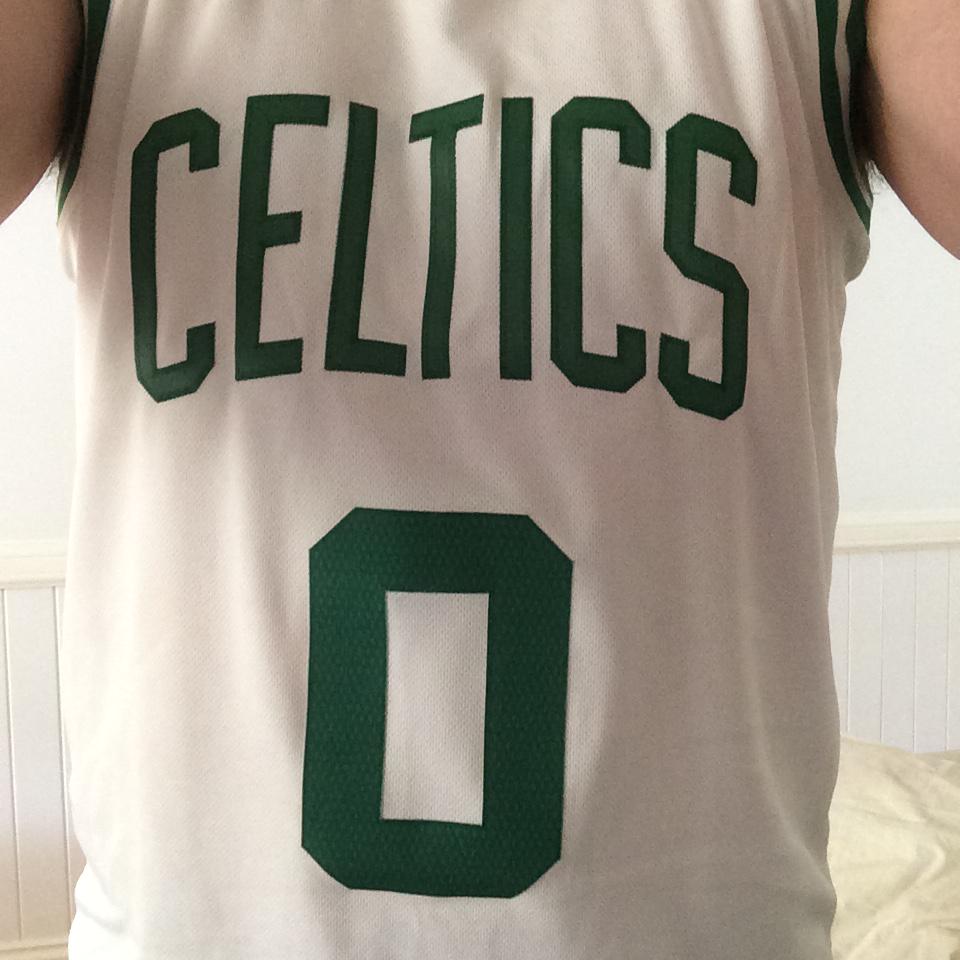  Happy Birthday to my boy, Mr Avery Bradley!! Keep on grinding AB!!  