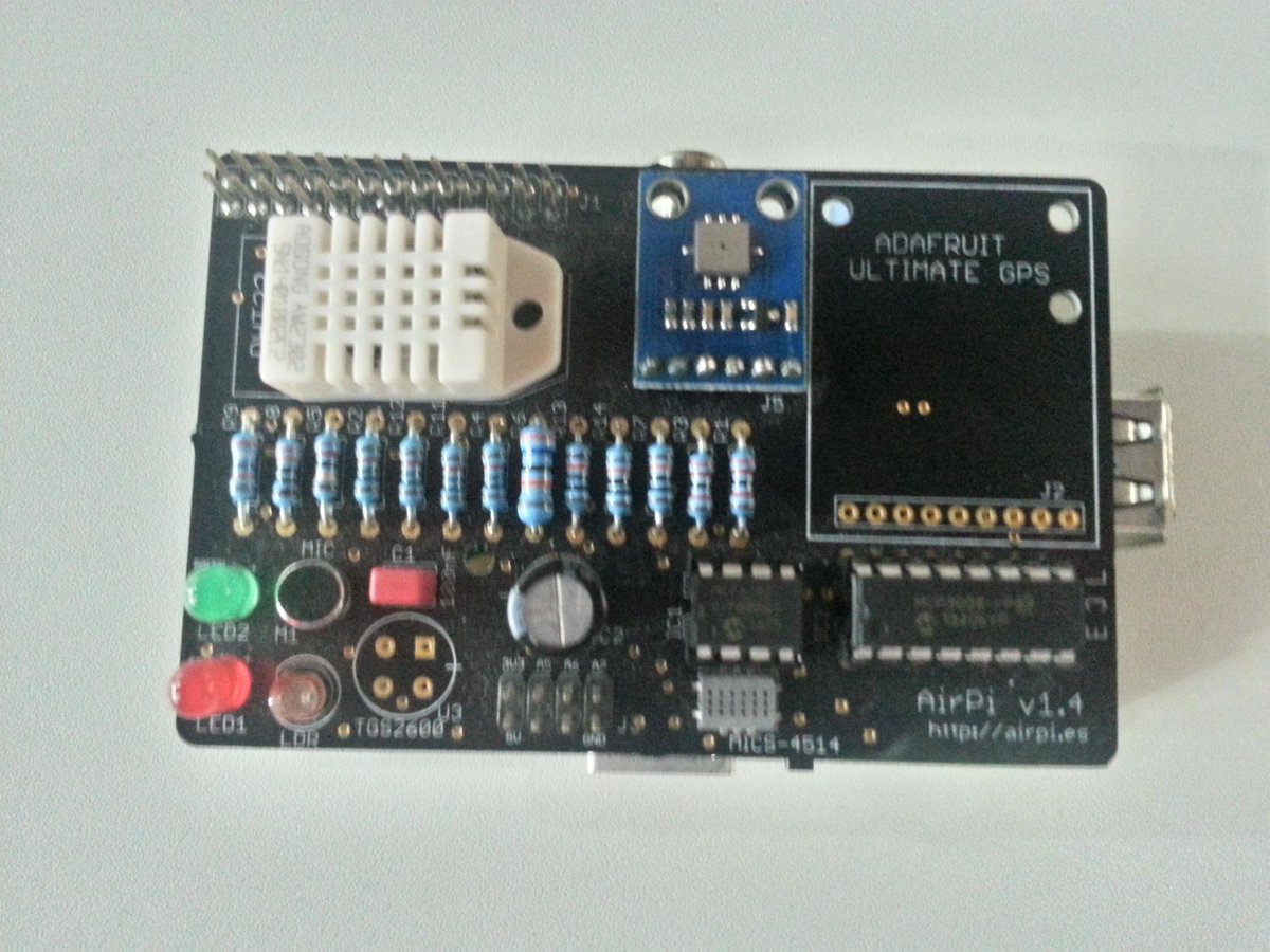 NodeSystems's tweet photo. Home weather station; fits ontop of Raspberry Pi #Ecmmf #uclnews #stem http://t.co/Uu2UHOVhoL