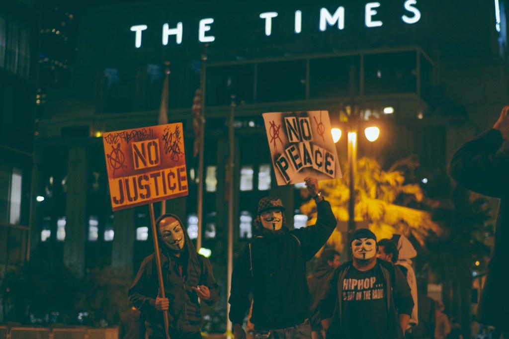 flapjackmike's tweet photo. #fergusonLA http://t.co/wVgCNElqMT