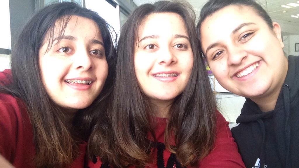 _Simzer_'s tweet image. New dudette mimo #university life