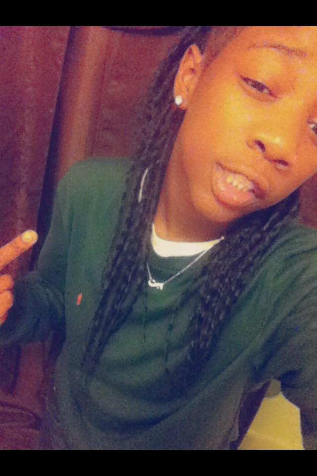 laeshianeely's tweet image. Thought ii saw yo girr looking