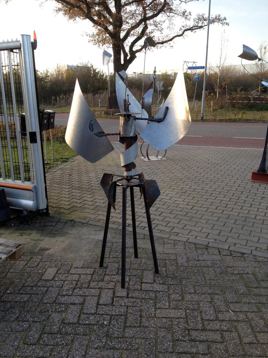 CoverupLabel's tweet image. kijk; dit is lekker bezig zijn