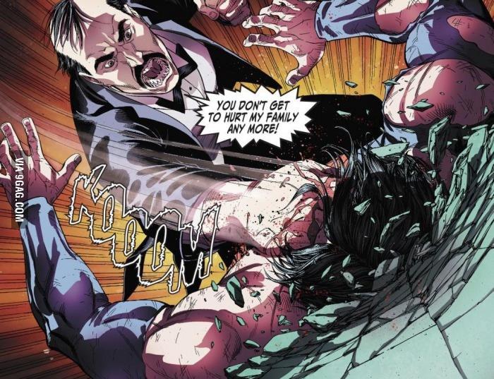 NotesFez's tweet image. Just Alfred beating the sh*t out of Superman...
9gag.com/gag/avZRxYO?re…