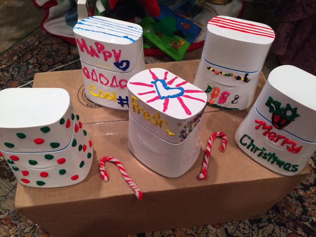 JustOrdChaos's tweet photo. Deck the Halls #CottonelleHoliday creations! Thanks @Crowdtap and @cottonelle for ensuring #cleanbums this holiday! http://t.co/44drK3eVI6