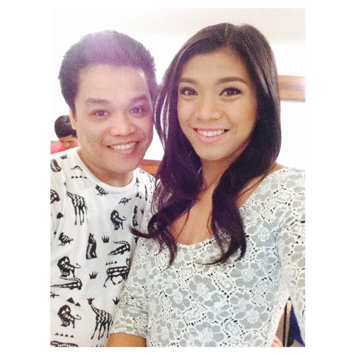 PhenomAlyssaV's tweet image. "@AlyssaValdez2: Thank you, @jetbabas! #GradPic http://t.co/X3Ya7mL2KK" Forever pretty! 😍💙💕❤💋