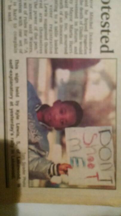 zachlewis4's tweet photo. My son protesting the Amadou Diallo verdict in 1999. What's changed? http://t.co/18iAiskVOJ