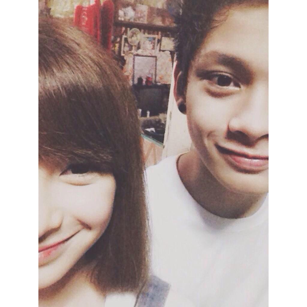 _JervyDLR's tweet photo. Sister http://t.co/UCBXll87m5