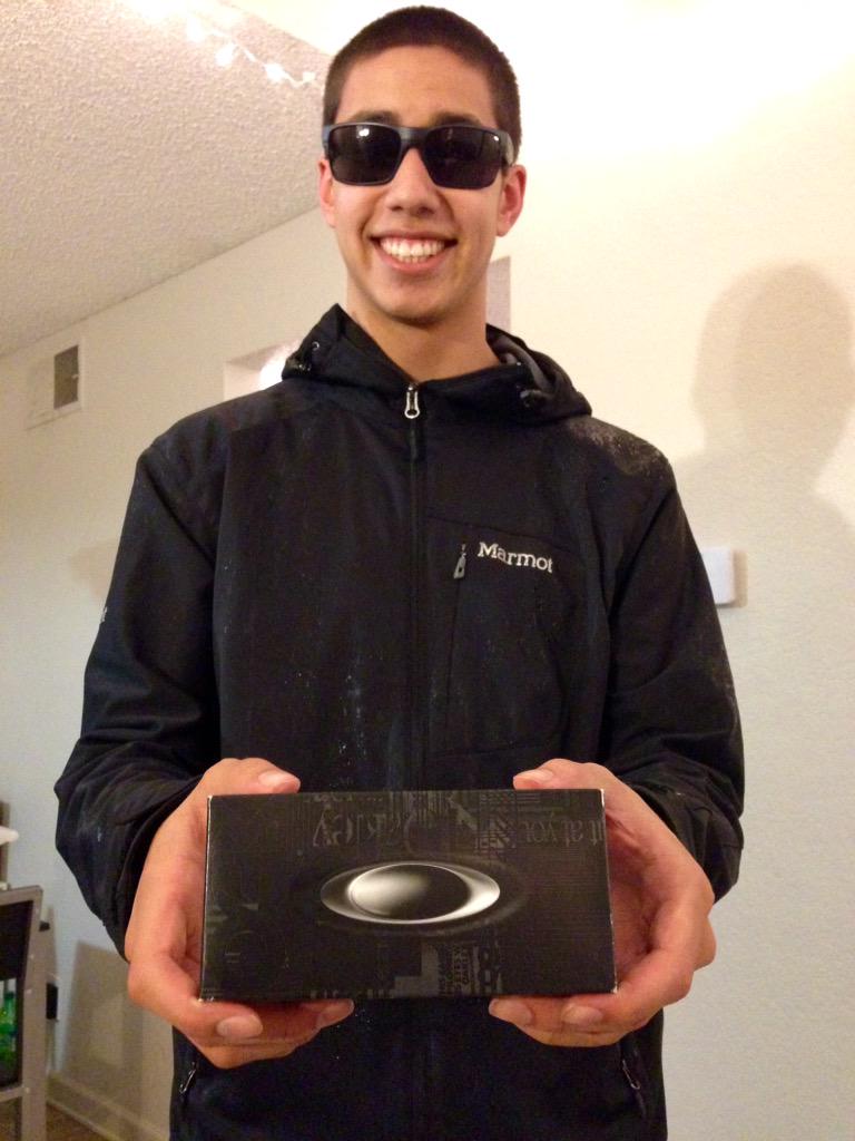 APU_SBM's tweet photo. Shoutout to @mreliscofield and Zac Liu for winning Oakley glasses! Thanks to everyone who participated in the survey! http://t.co/FbFmfeYdxJ
