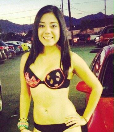 c_g2012's tweet photo. Idk but I thought my pink panda was pretty dope at #SCMF14 π. #tbt #ElPaso #TakeMeBack @Deorro http://t.co/ToB1B7Vidv