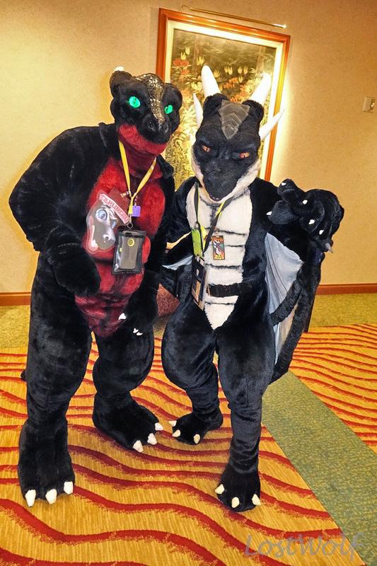 LostWolf321's tweet photo. The tale of two dragons @Takudragon and @nightdragon0 @rainfurrest #RF2014. :-) http://t.co/DP5rp6CWAH