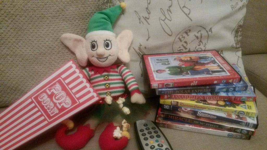 JinglesElves's tweet image. Day 1,2,3 &amp;amp; 4 Its not too late to join in the fun! Invite your elf to stay visit JinglesElves.co.uk