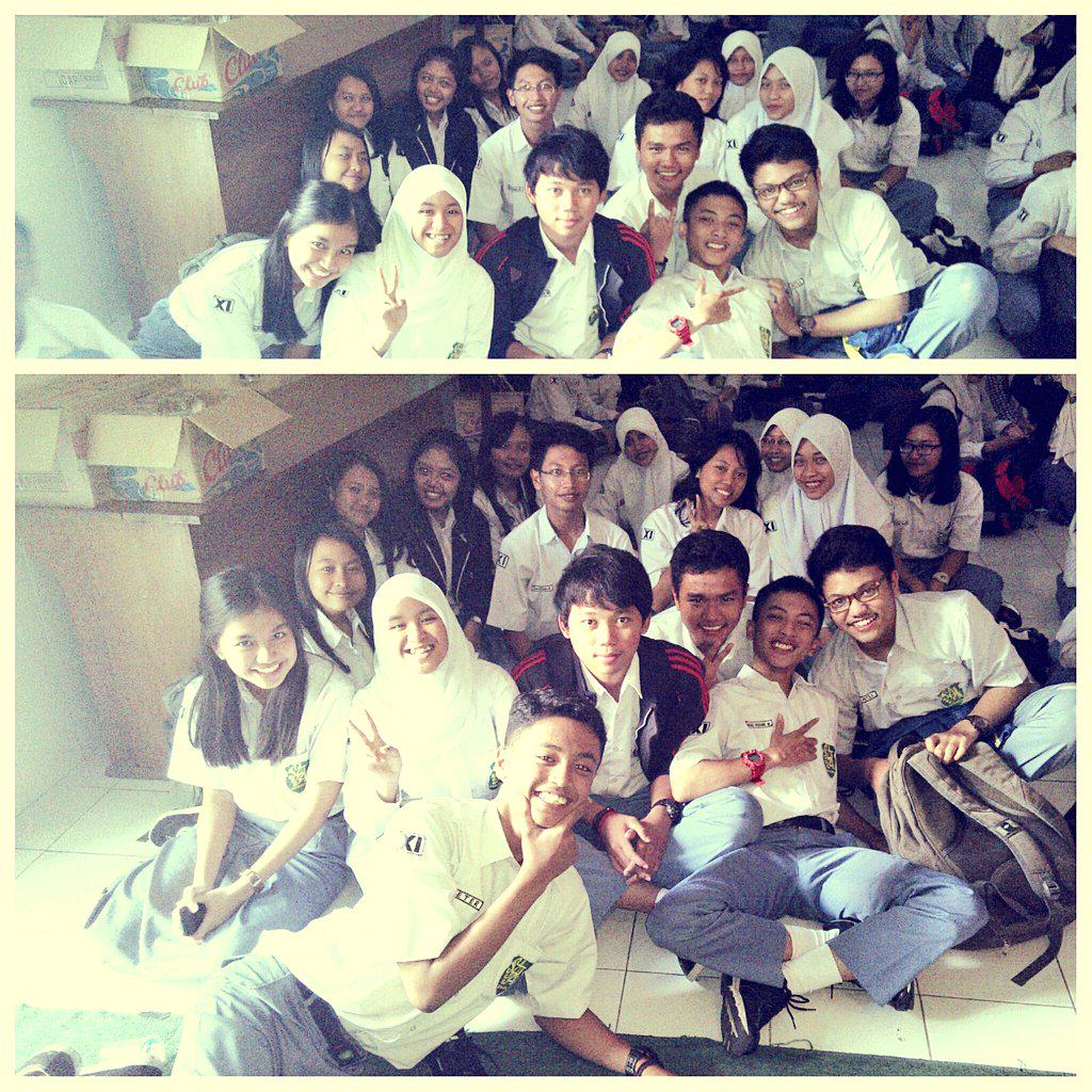 Dellazab's tweet photo. yeay 😂"@PutriMaharani93: Kemeriahan barisanpestaperpisahan kemarin :) @silmajhr @NoviariPieter @Dellazab and others http://t.co/09vgENvaQh"