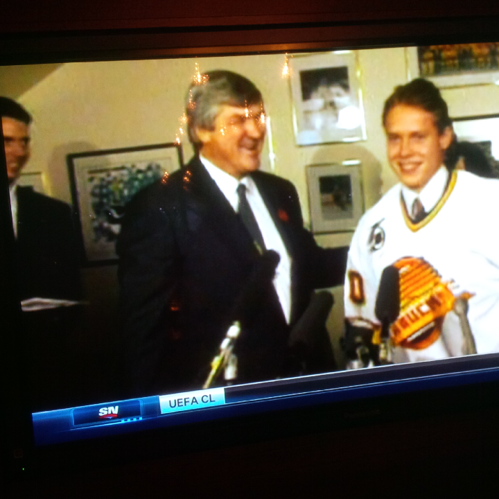 bardown82's tweet photo. #whenirisheyesaresmiling #RIPQuinner @poxymoran @Lurganrebel @Harkin__ this guy loved old Ireland and it was known! http://t.co/93YKTTMPDp
