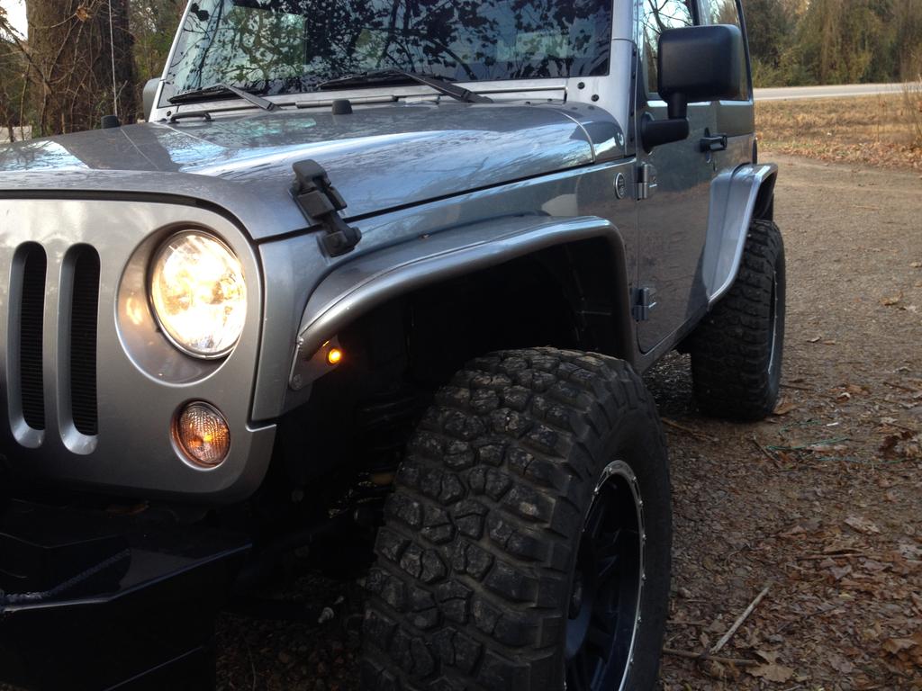 @4WDHardware @SpyderCompound @Jeep_Family @beepinjeep @BarbieJeepGrl89 love my new psc crusher fenders! ☺