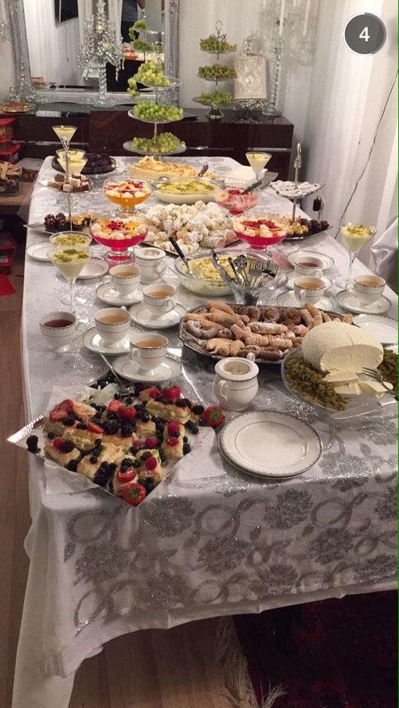kemar_young's tweet photo. Why I love my mum 😭✨ http://t.co/ZwJDzbS4vg