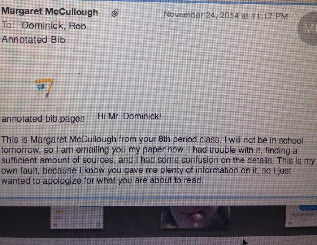 margaret_mcc1's tweet photo. When u know your gonna fail a paper you're turning #RobDom http://t.co/6CIfmaUkS2