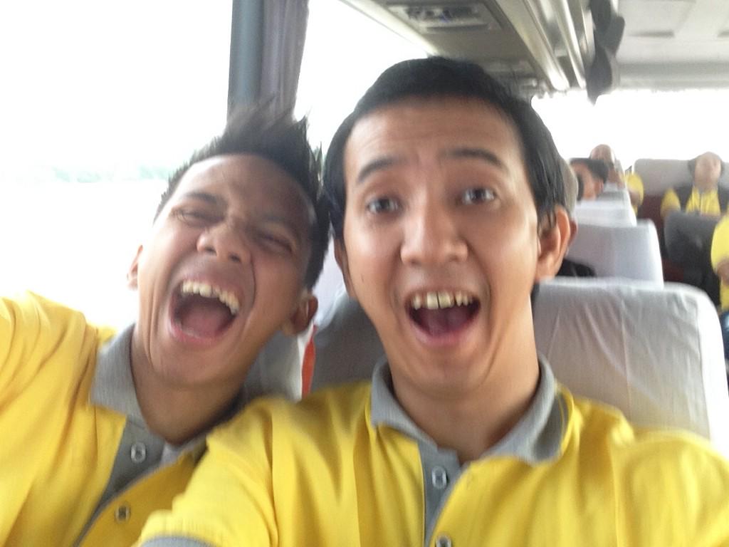 moch_bari's tweet photo. @starnetdep Ganteng-ganteng bukan serigala http://t.co/l7KaNJtAZM