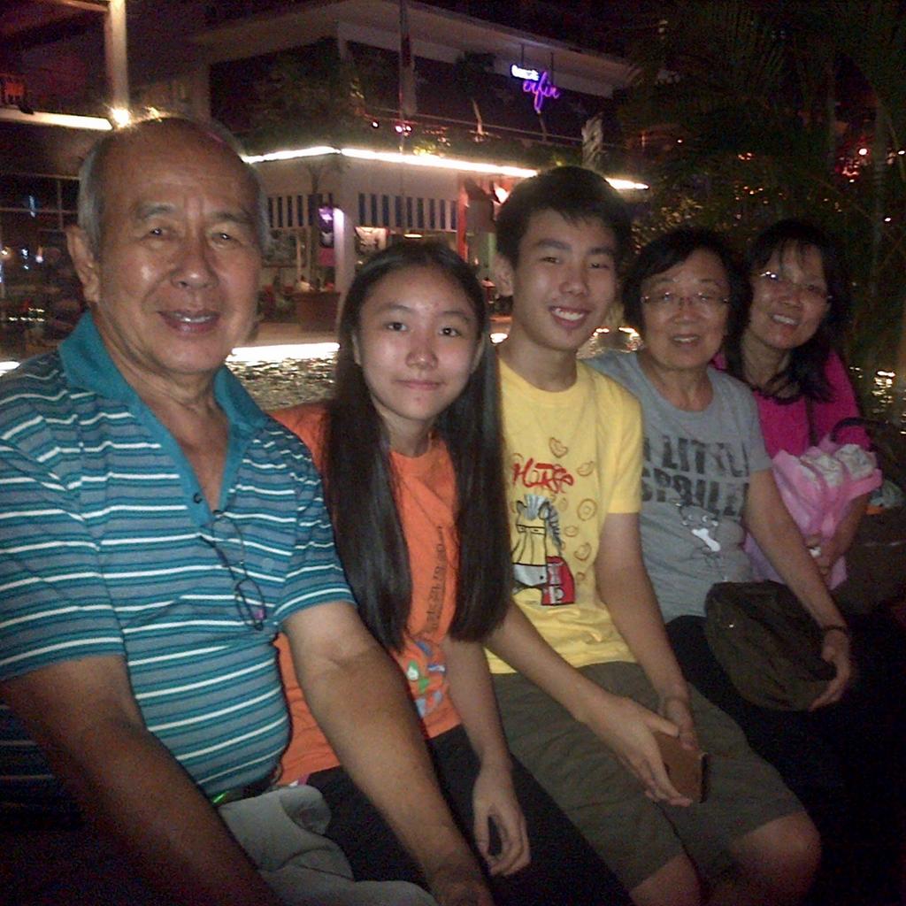 strafocus's tweet image. Sense everybody is happy with celebration coz Nicole got straight A"s in UPSR. The gorgeous girl second from left.