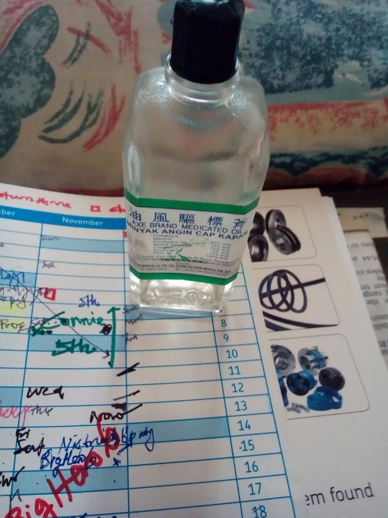 strafocus's tweet image. Minyak angin ` Cap Kapak `supposedly euculaptus oil ( relief headache &amp;amp; itchiness) is my companion all this while.