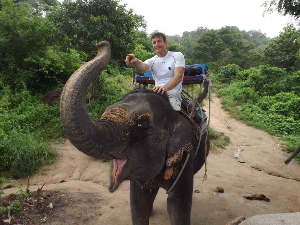 bradbartch's tweet photo. Our NuCerity friend Derek Reid enjoying Thailand !! Nice!!!!!! http://t.co/39TocuGXKt
