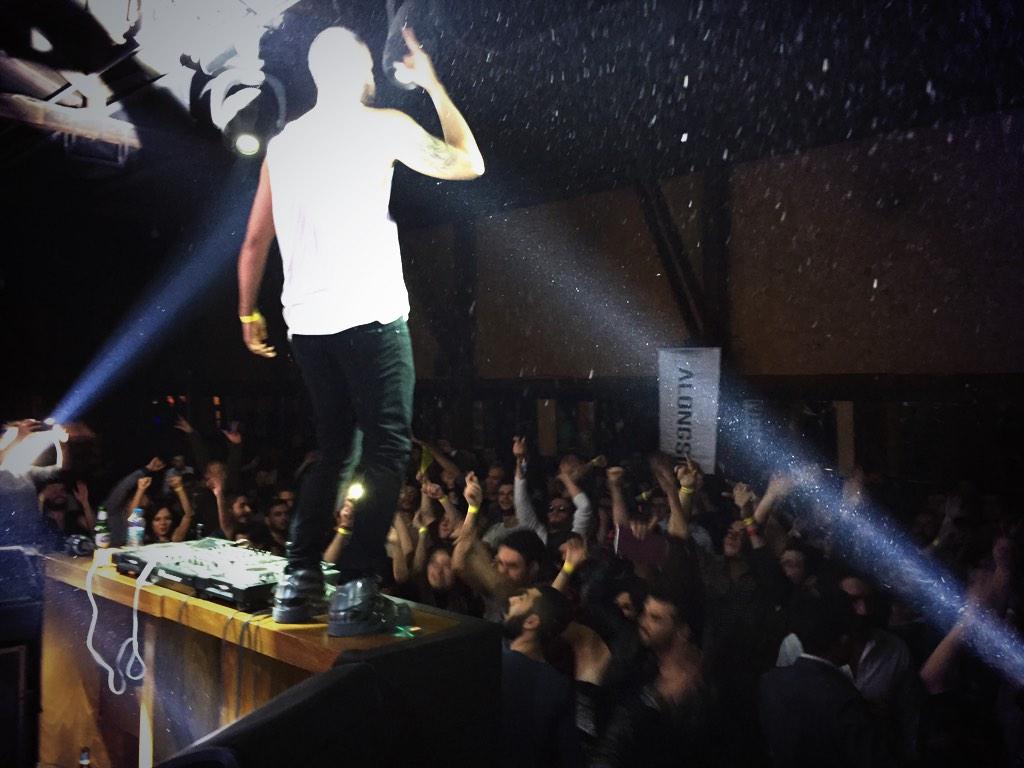 AlongsideTour's tweet photo. Teşekkürler Eskişehir! Yine harikaydınız 🙌 #Robokep #AlongsideTour http://t.co/TDsiBXdhNS