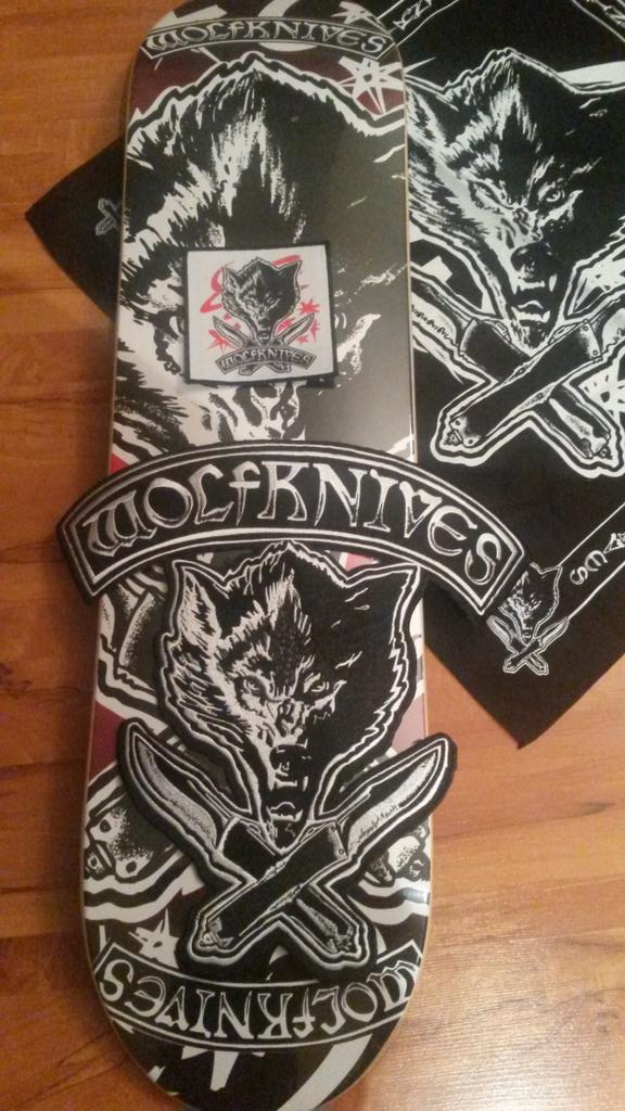 THellbound's tweet photo. PATCHED IN!!!@EllisMate @Wolfknives_AB @tramp_stamper http://t.co/Mt5OXOahtm