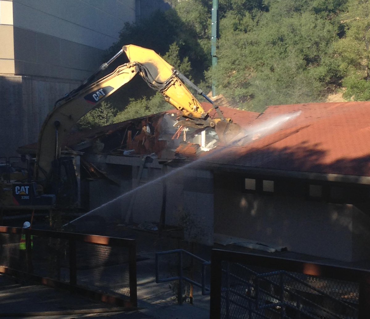 StanfordFball's tweet image. Cal Bears ✔
Stadium locker rooms ✔
#DemolitionWeek #GoStanford #BeatCal